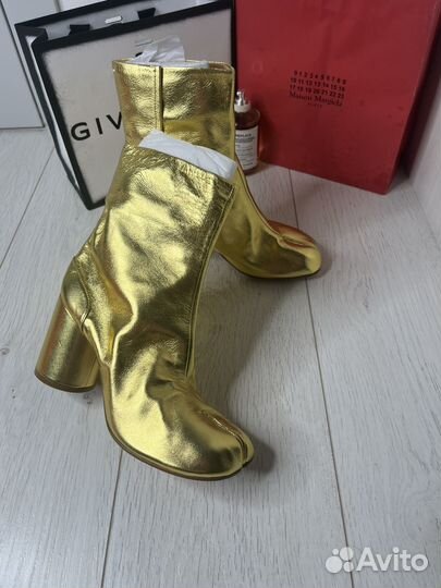 Maison Margiela Tabi Gold Оригинал