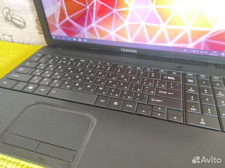 Бодренький ноутбук Toshiba Intel Core i3 + Ram 6Gb