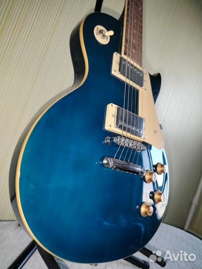 Les Paul Maestro by Gibson