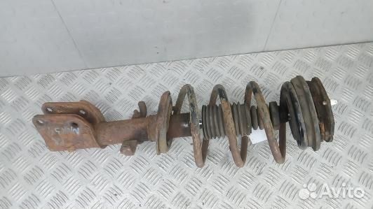 Стойка передняя правая renault espace 4 (NNK34N501)