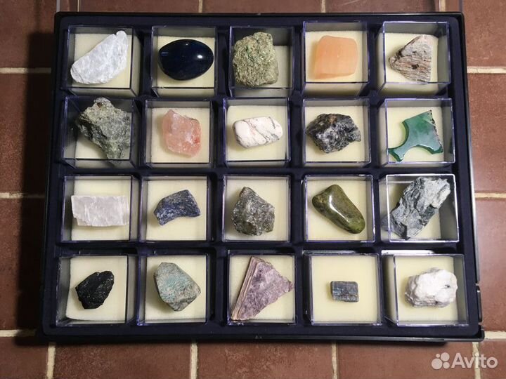 Коллекция камней и минералов
