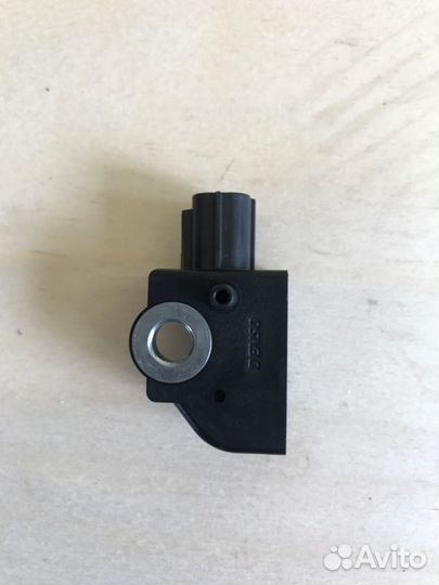 Датчик airbag Honda Vezel RU1 L15B 2014