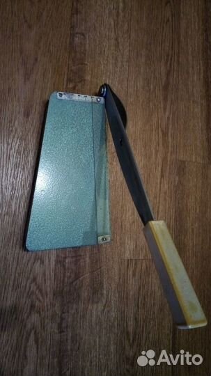 Фотоувеличитель Смена, упа-5М и много принадлежн