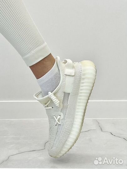 Кроссовки yeezy boost 350 V2 Bone c 37-45