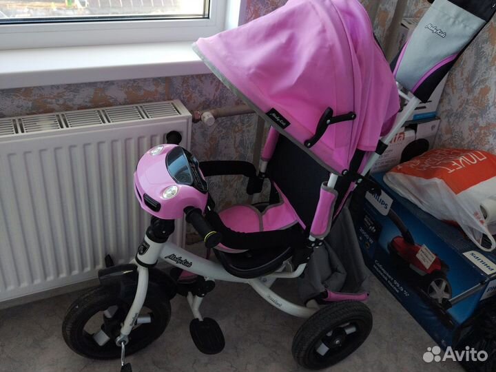 Детский трехколесный велосипед