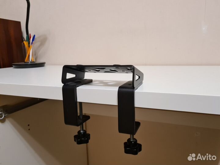 База для руля moza R5 с кронштейном