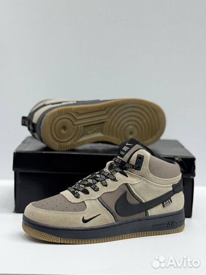 Nike Air Force 1 Mid