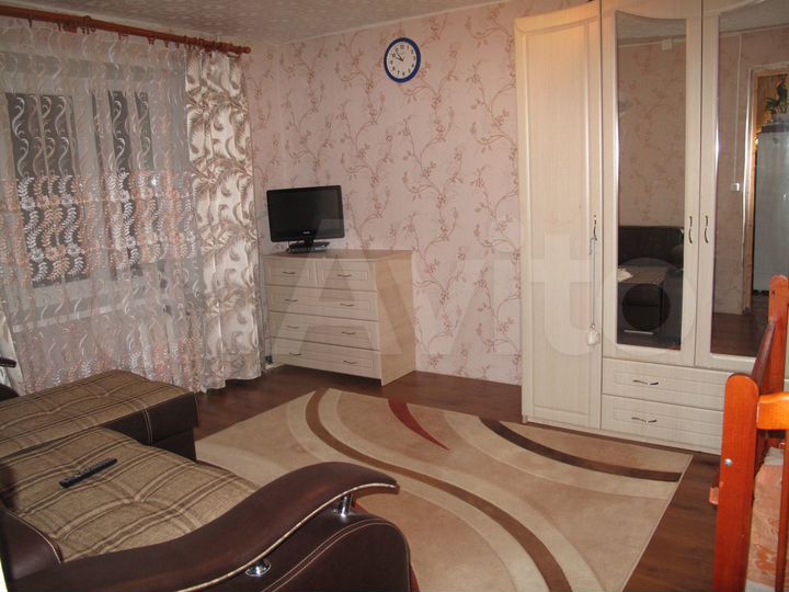 Комната 38 м² в 2-к., 3/5 эт.