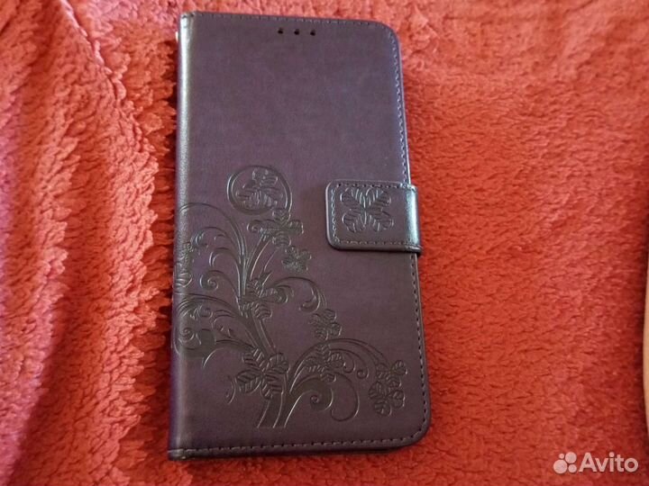 Чехлы на Nokia 93,1 plus