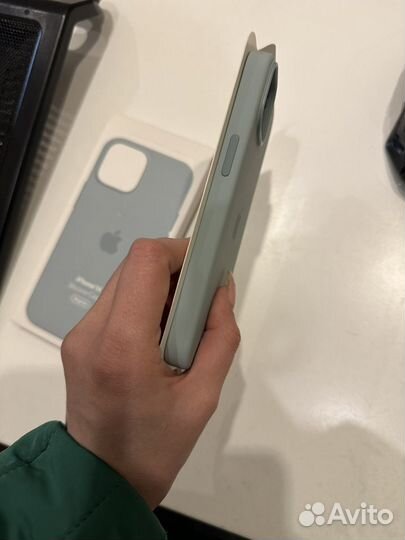 Чехол на iPhone 14