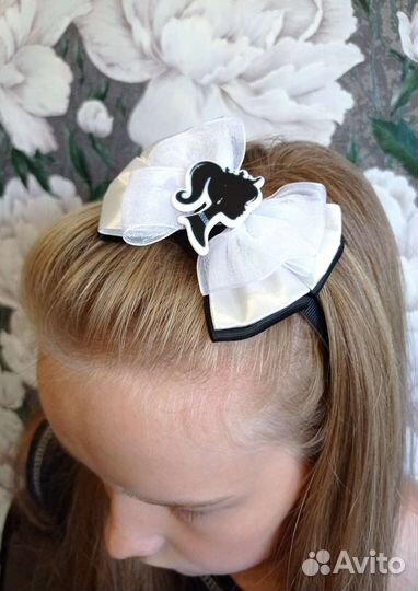 Школьная форма, бантики