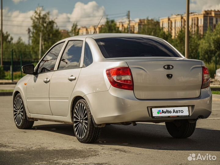 LADA Granta 1.6 МТ, 2015, 85 312 км