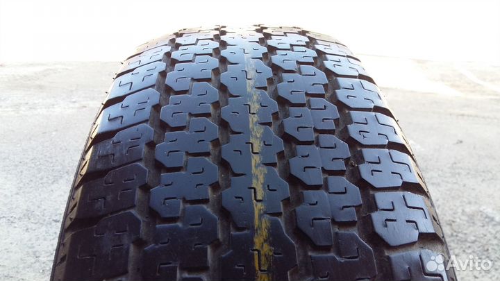 Bridgestone Dueler H/T D689 235/70 R16 105H