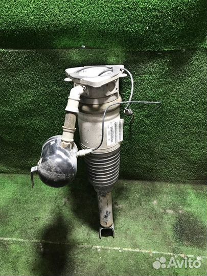 Пневмобаллон задний левый Audi A8 D3 BVJ 4.2 FSI