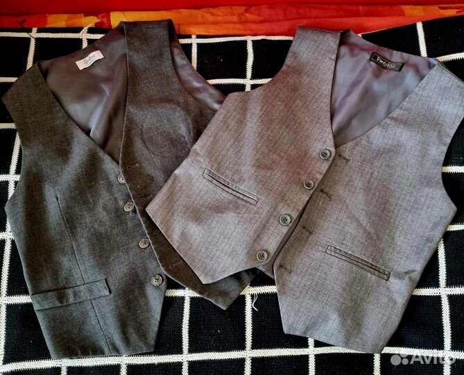 Школьная форма (брюки 4 шт. + жилет 2 шт.)