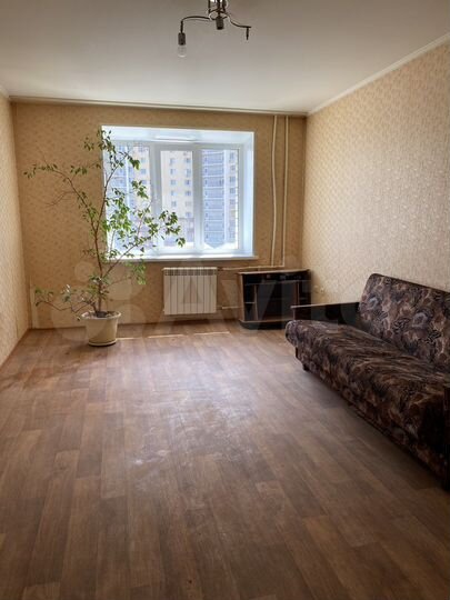 1-к. квартира, 42 м², 8/10 эт.