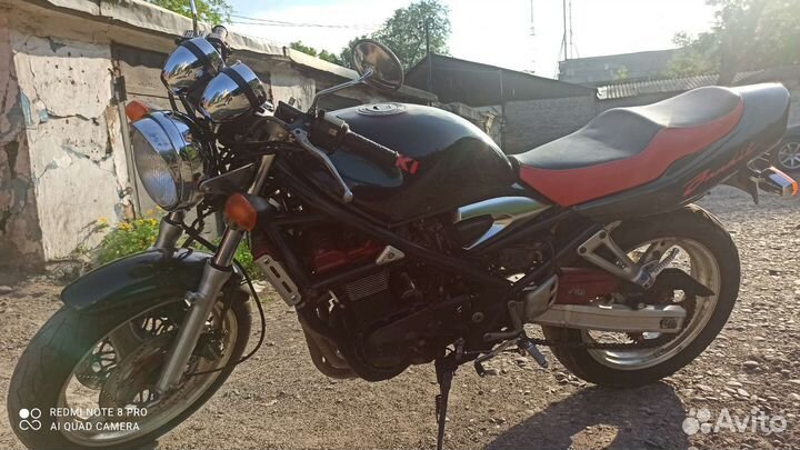 Suzuki bandit 400-2