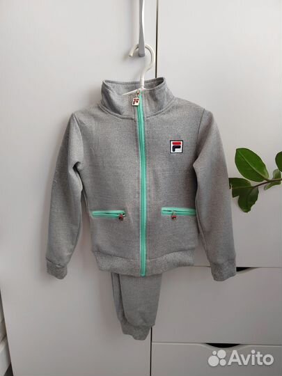 Спортивный костюм для девочки