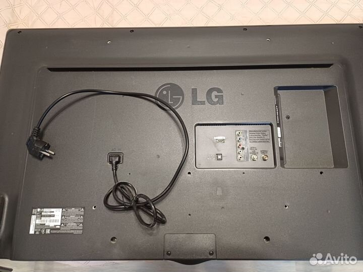 Телевизор 42 дюйма LG
