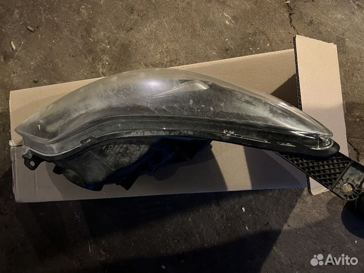 Фара ford focus 3