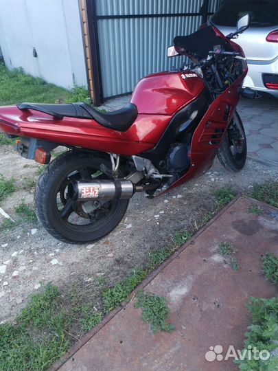 Мотоцикл Suzuki RF 400