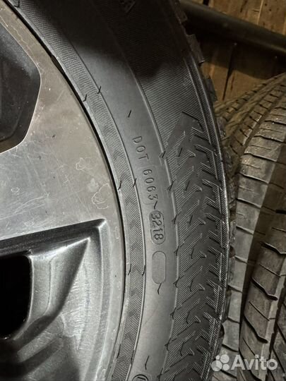 Nokian Tyres Hakkapeliitta 8 SUV 225/60 R17