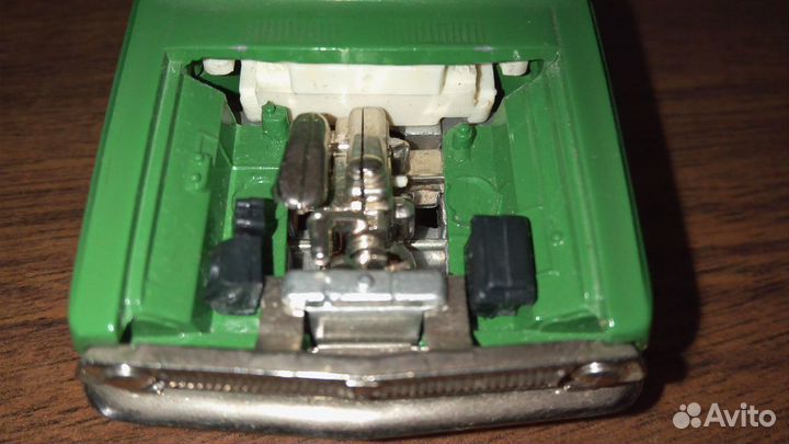 Модель газ-24