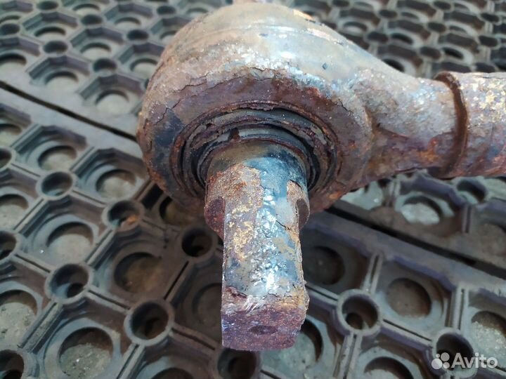 Тяга реактивная V-образная