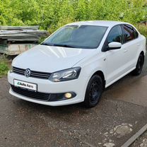 Volkswagen Polo 1.6 MT, 2013, 237 000 км, с пробегом, цена 749 000 руб.