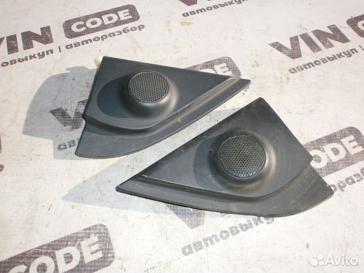Крышка зеркала внутренняя левая Джили мк Кросс