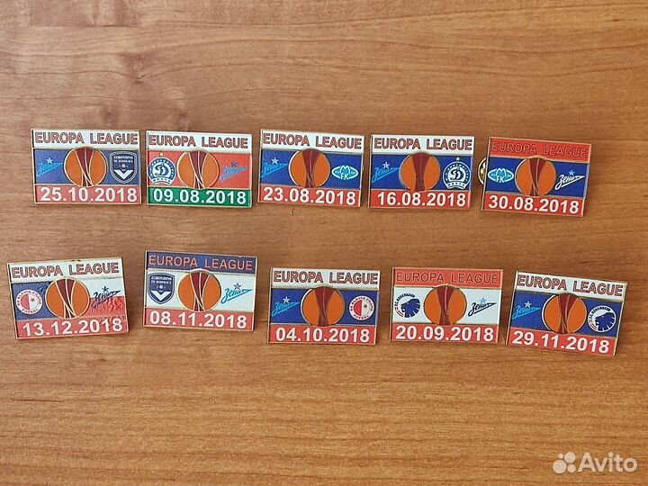 Значки Зенит матчевые 10 штук