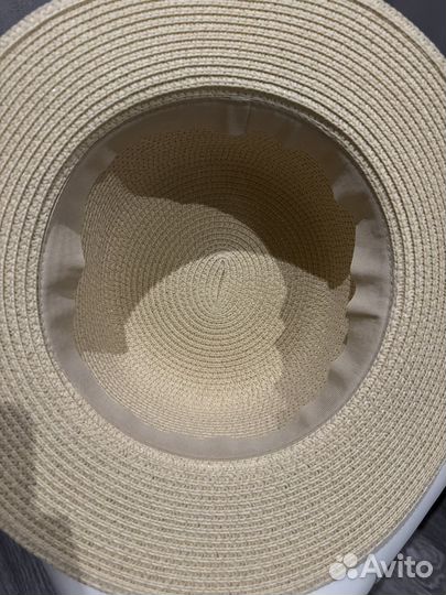 Соломенная шляпа женская