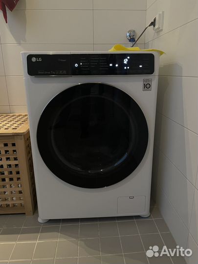 Стиральная машина LG AI DD F2T9HS9W