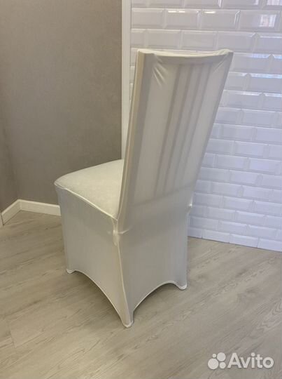 Чехлы белые универсальные на стулья
