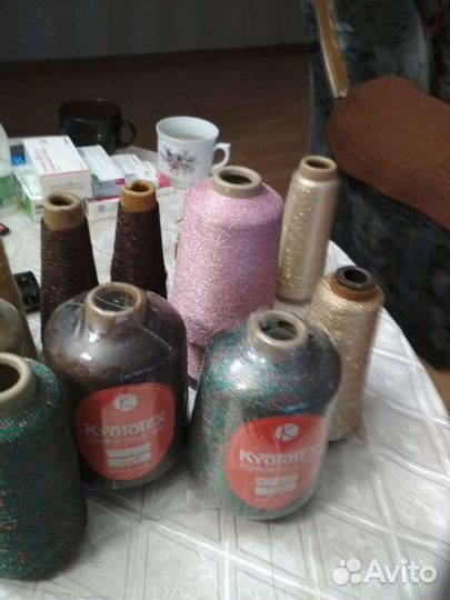 Металлизированная нить для швейных и трикотажных