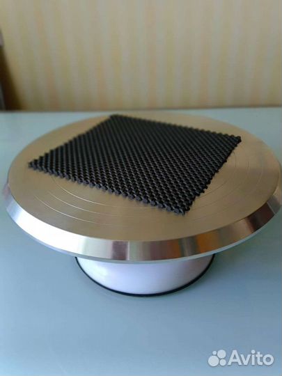 Поворотный столик