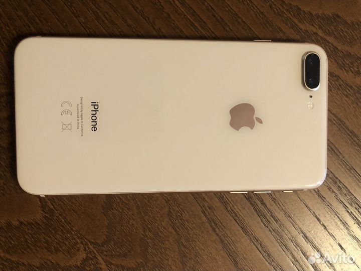 iPhone 8 Plus, 64 ГБ