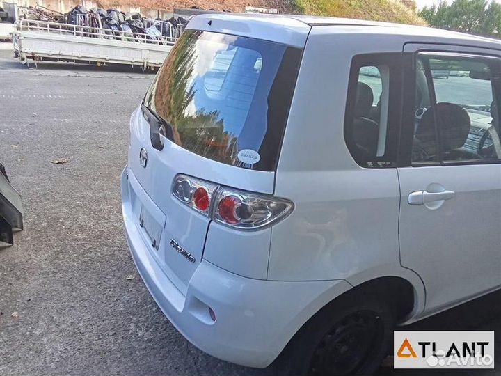 Дверь передний правый левый mazda demio