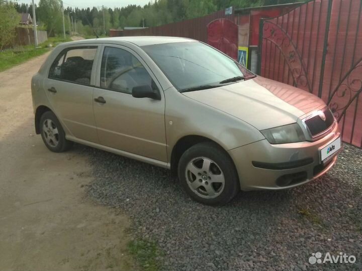 Skoda Fabia 1.2 МТ, 2005, 200 000 км