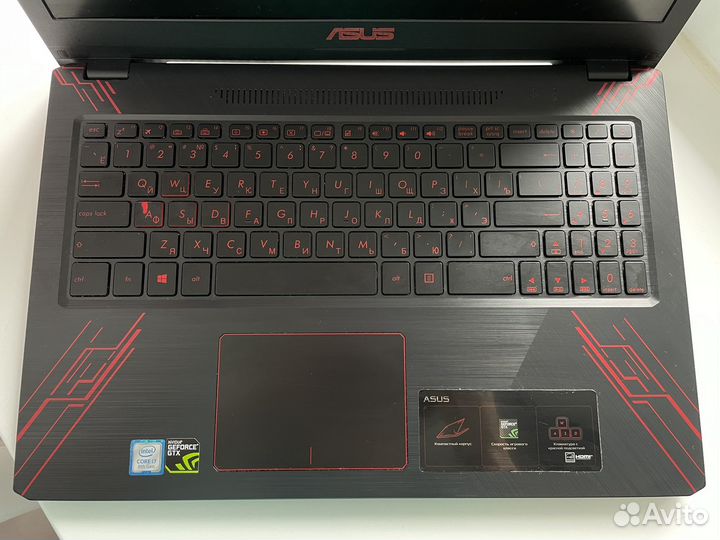 Игровой ноутбук Asus