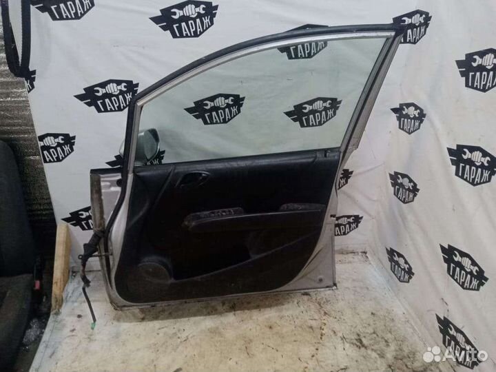 Двери передние Хонда фит гд