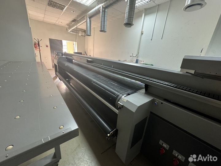 Широкоформатный уф принтер Hand TOP 3,2 метра