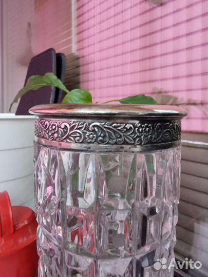 Ваза хрустальная с мельхиором