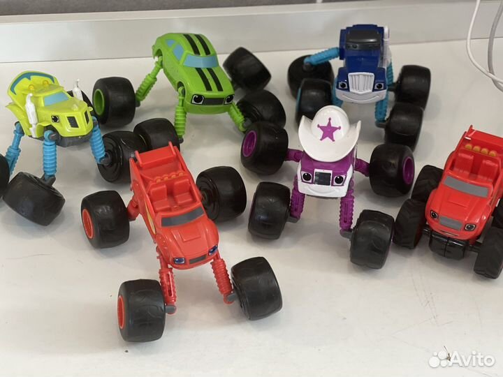 Вспыш и чудо машинки