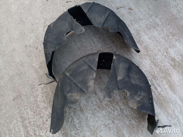 Подкрылок задний Skoda Octavia A5