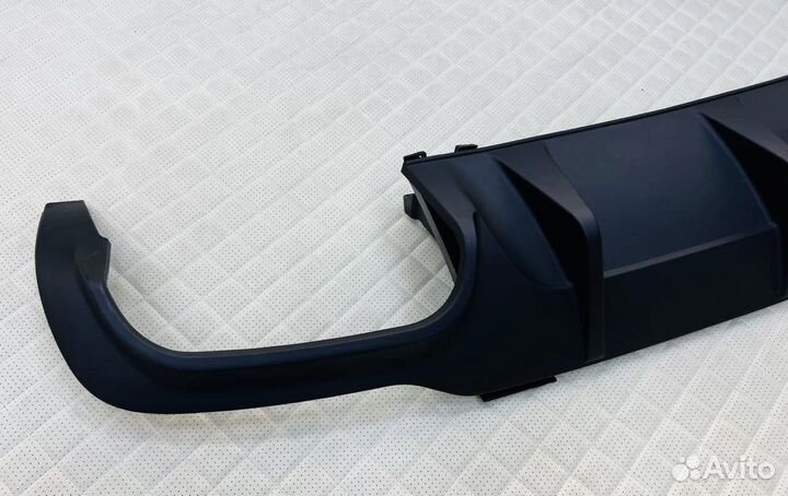 Диффузор Mercedes W204 Amg задний бампер накладка