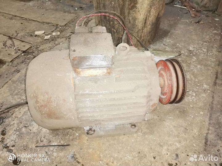 Электродвигатель