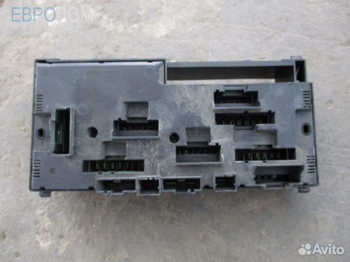 Блок предохранителей передний BMW F07 GT s1071340