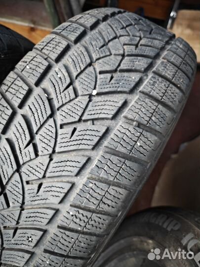 Goodyear UltraGrip Ice 225/55 R18 102T