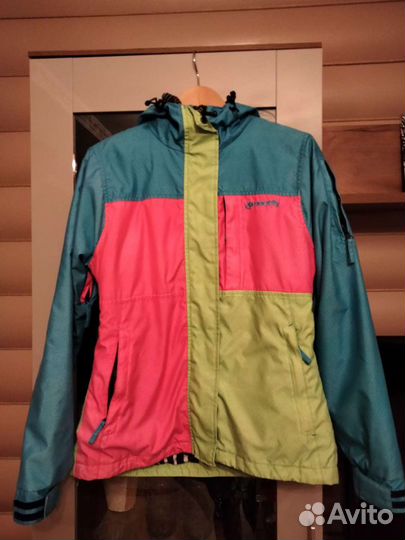 Куртка для сноуборда, занятий лыжами